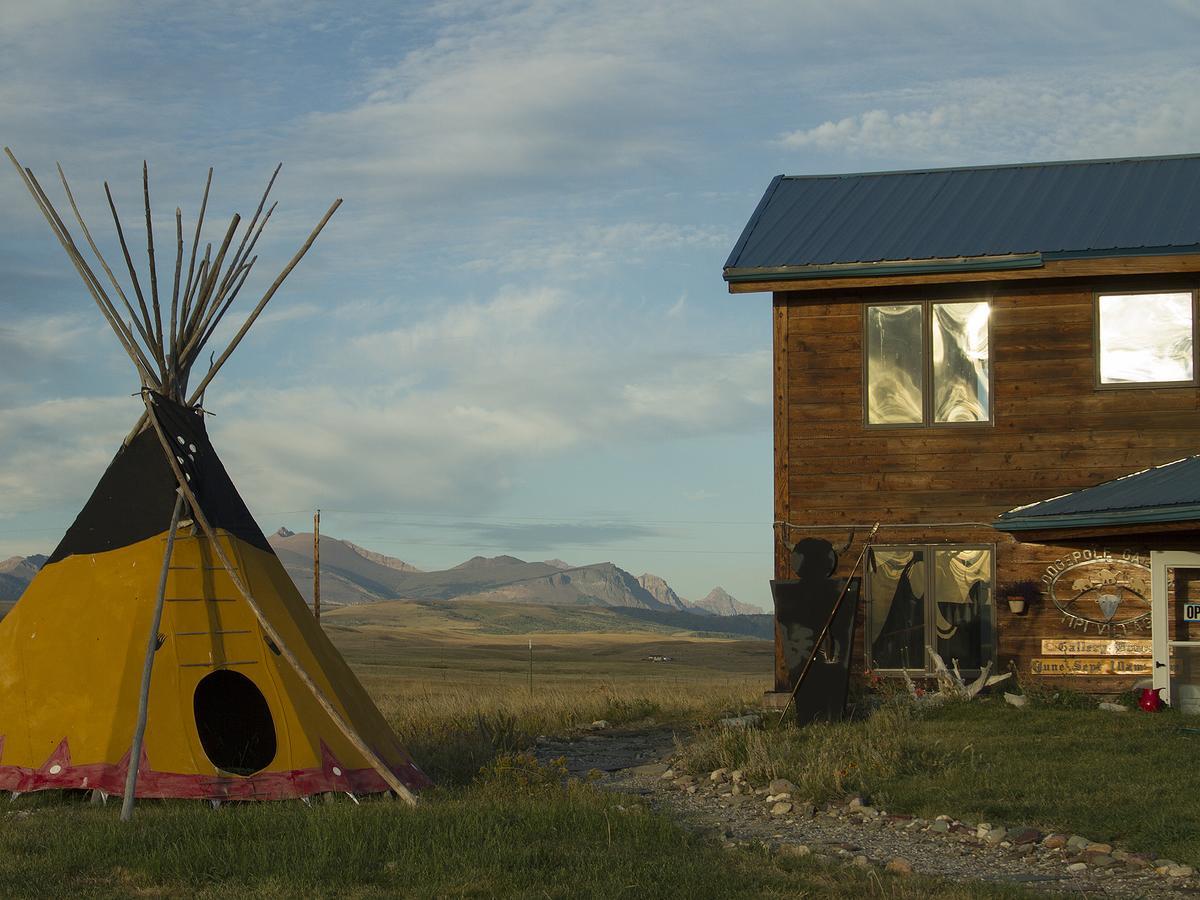 Lodgepole Gallery Browning Exterior photo